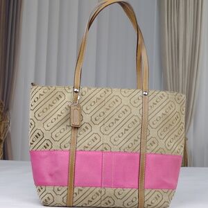 Coach Signature Logo Canvas Tote Handbag.